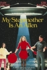 My Stepmother Is an Alien (1988)