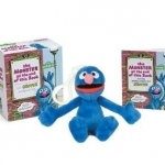 Sesame Street: The Monster at the End of This Book: Includes Illustrated Book and Grover Backpack Clip