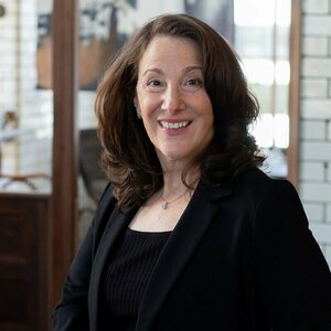 Suzanne Uttaro Samuels