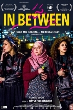 In Between (Bar Bahar) (2016)