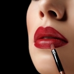 Mirror App : Beauty Makeup Mirror & Light Zoom Cam