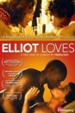 Elliot Loves (2012)