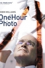 One Hour Photo (2002)